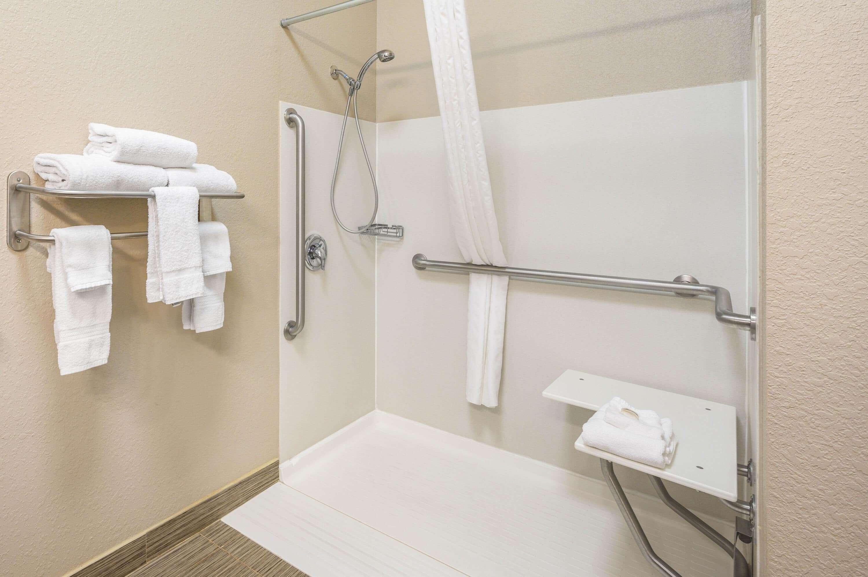 La Quinta Inn & Suites Casino And Bar By Wyndham Glendive Exteriör bild
