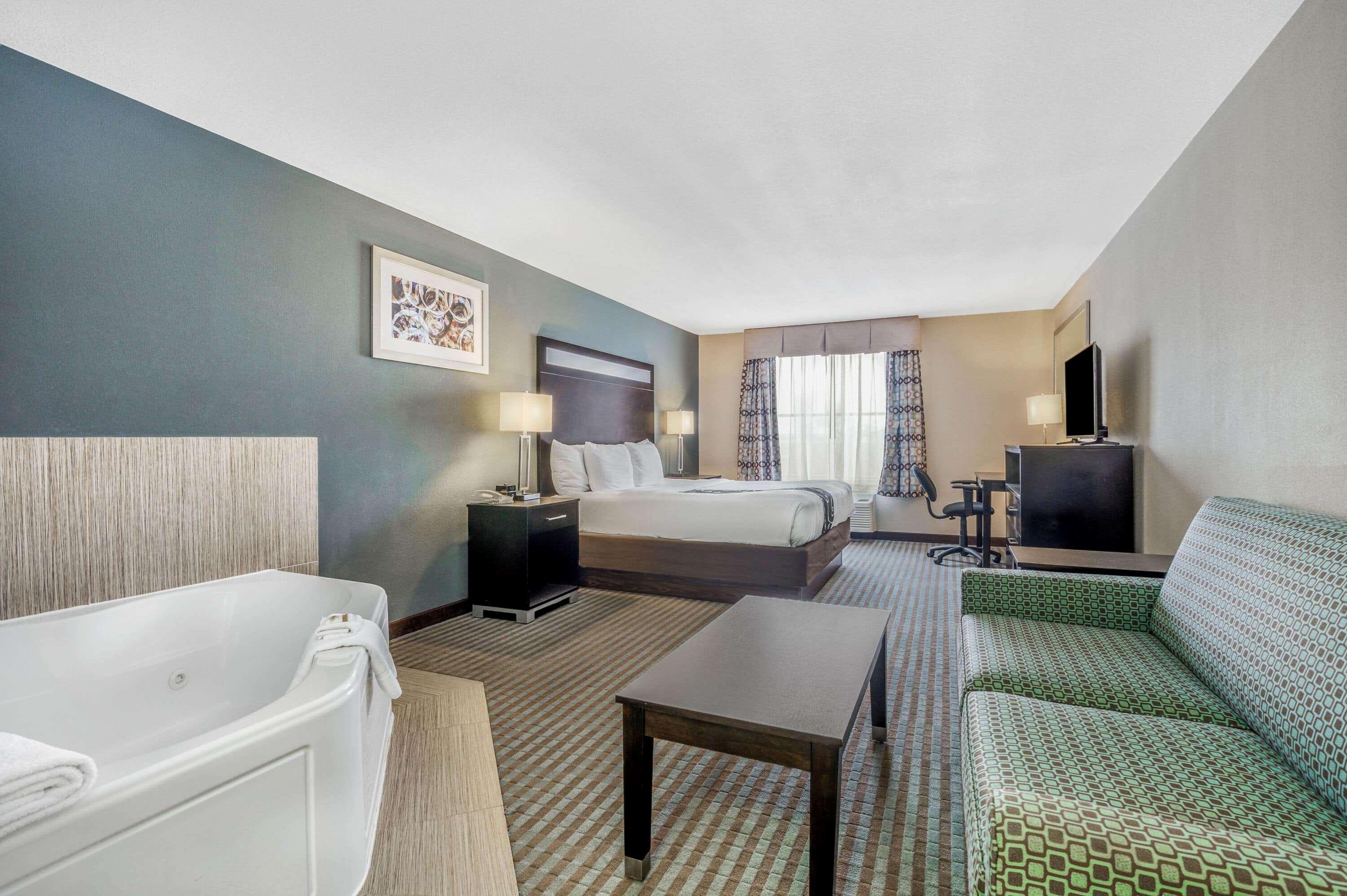 La Quinta Inn & Suites Casino And Bar By Wyndham Glendive Exteriör bild