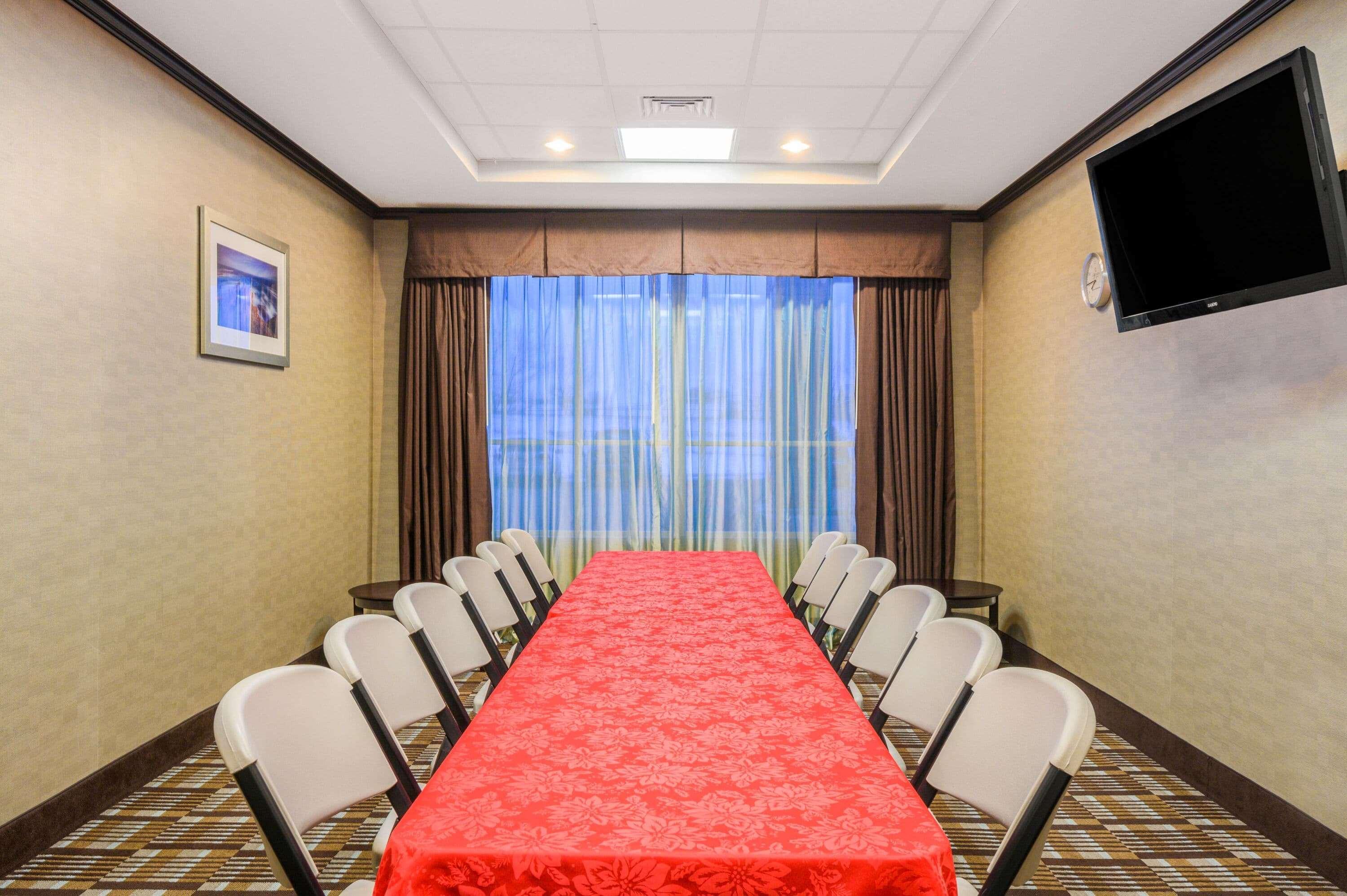 La Quinta Inn & Suites Casino And Bar By Wyndham Glendive Exteriör bild